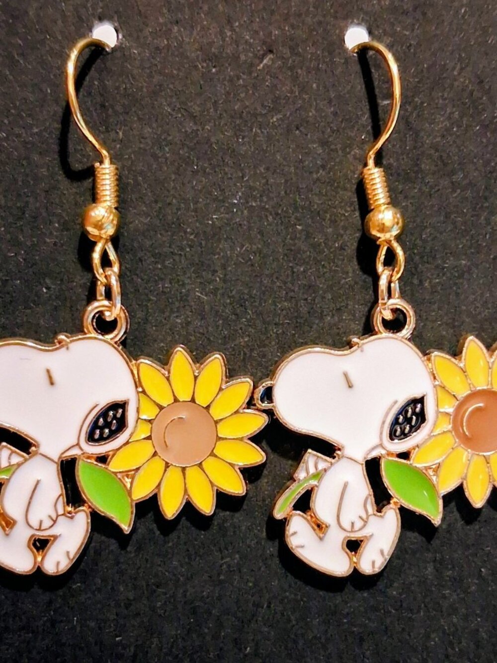 🌻 Snoopy Sunflower Earrings